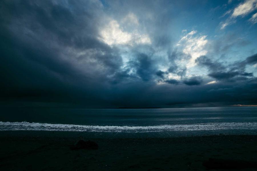 Dawn Patrol: Chasing Perfect Waves at Malibu (Vol. 21)