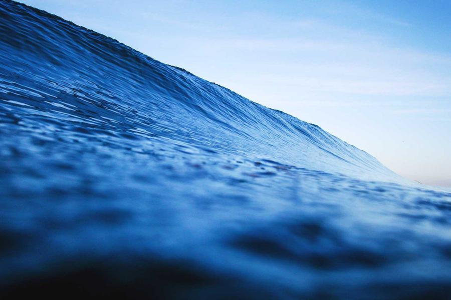 The Art of Reading Ocean Swells (Vol. 9)
